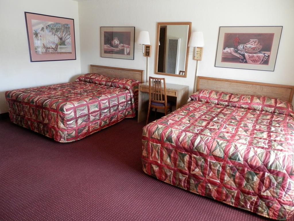 Kiva Motel Шоу-Лоу Экстерьер фото