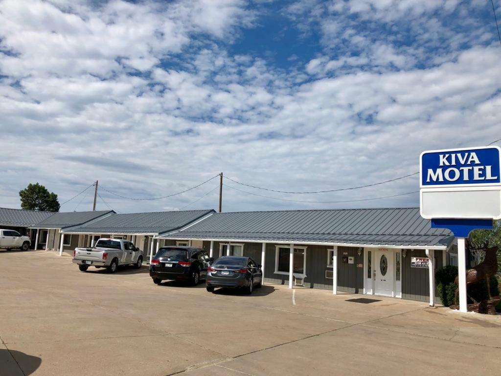 Kiva Motel Шоу-Лоу Экстерьер фото
